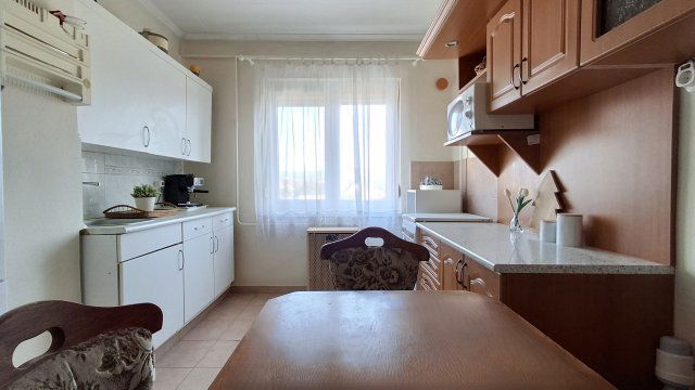 Eladó téglalakás, Gyöngyösön 32.9 M Ft, 2 szobás