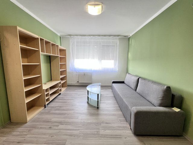 Kiadó panellakás, albérlet, XVII. kerületben, Újlak utcában
