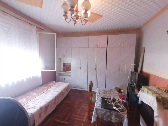 Eladó családi ház, Pusztaszabolcson 36 M Ft, 3 szobás