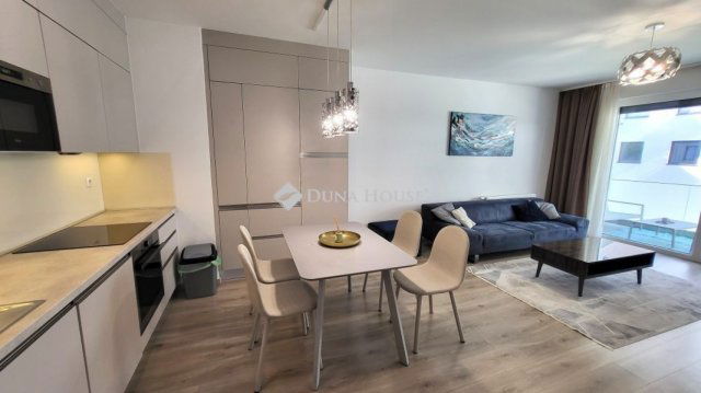 Kiadó téglalakás, albérlet, Budapesten, VI. kerületben