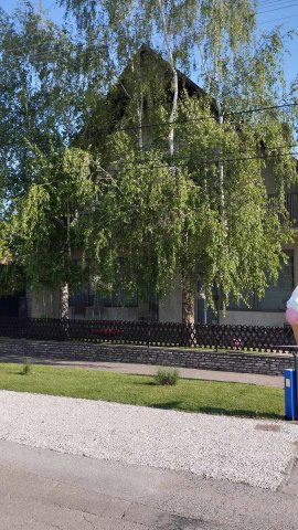 Eladó családi ház, Ajkán 48.99 M Ft, 5 szobás