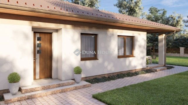 Eladó családi ház, Ceglédbercelen 79.99 M Ft, 5 szobás