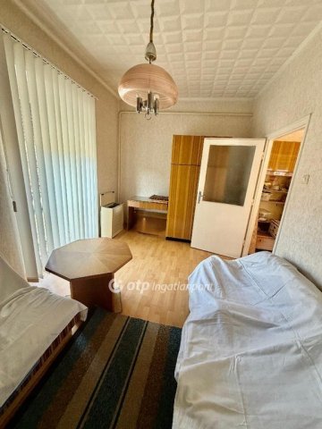 Eladó téglalakás, Salgótarjánban 19.9 M Ft, 2 szobás