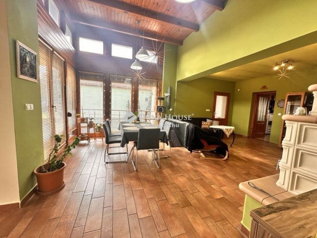 Eladó családi ház, Zalaegerszegen 119.9 M Ft, 4 szobás