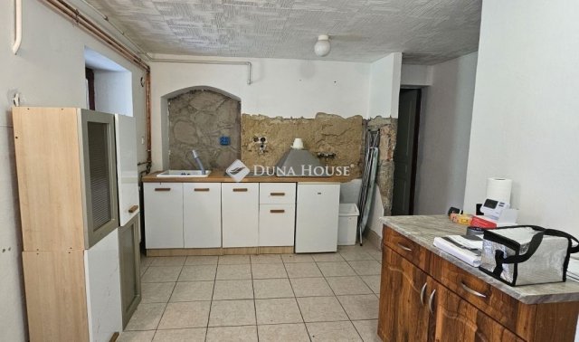Eladó ikerház, Orfűn 34.99 M Ft, 3 szobás / költözzbe.hu