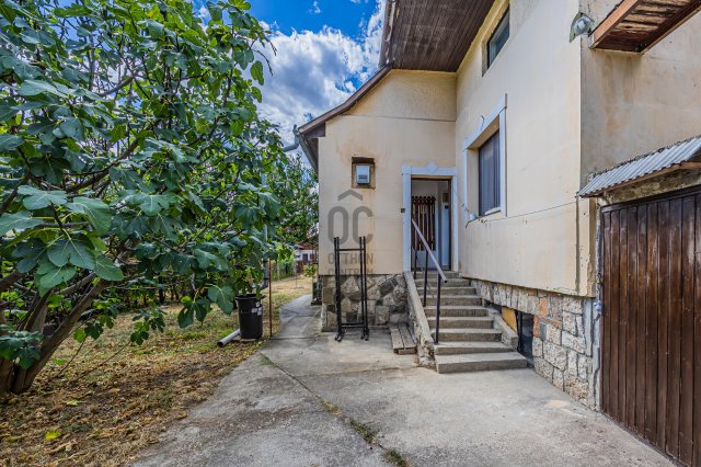 Eladó családi ház, Budakalászon 95 M Ft, 3 szobás