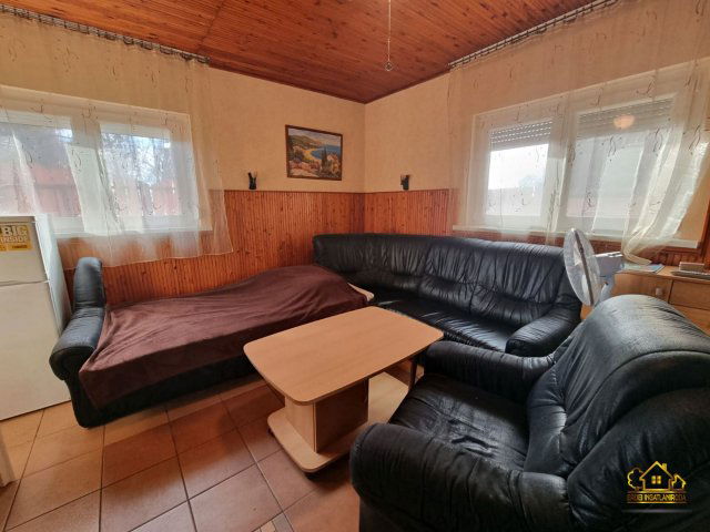 Eladó nyaraló, Dunavarsányban 74.9 M Ft, 2+1 szobás