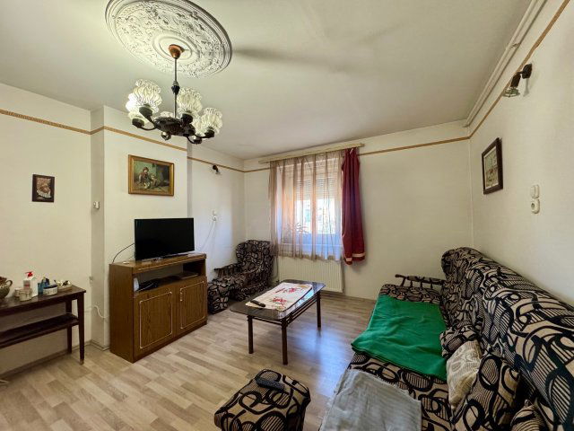 Eladó családi ház, Lakitelken 60.5 M Ft, 4+1 szobás