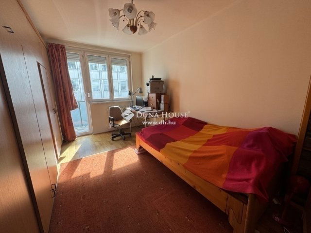 Eladó téglalakás, Budapesten, XI. kerületben 77 M Ft, 2 szobás