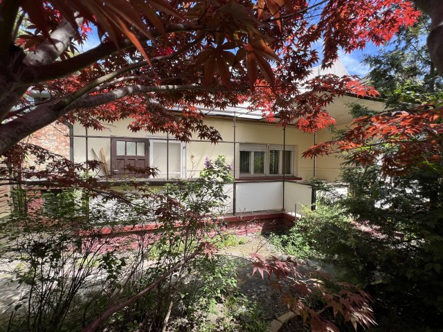 Eladó családi ház, Budapesten, XV. kerületben 79.9 M Ft