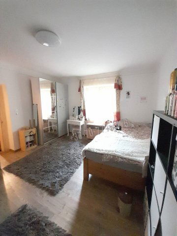Eladó családi ház, Ráckeresztúron 44.9 M Ft, 2+1 szobás