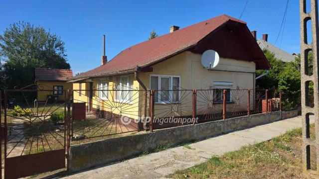 Eladó családi ház, Nádudvaron 14.9 M Ft, 2 szobás