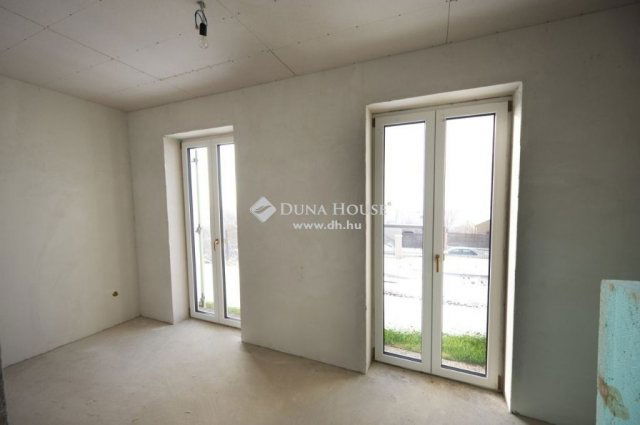 Eladó családi ház, Pilisborosjenőn 295 M Ft, 5 szobás