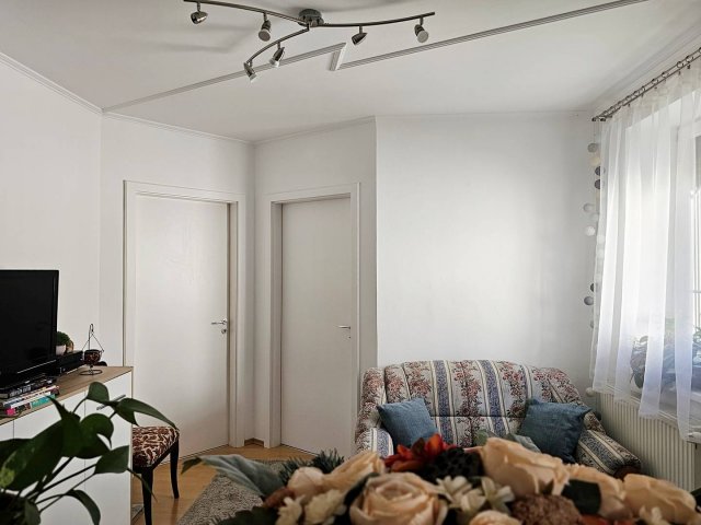 Eladó téglalakás, Egerben 35.7 M Ft, 1+2 szobás