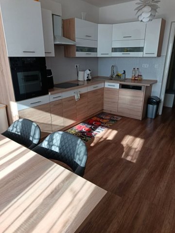 Eladó panellakás, Debrecenben 70.99 M Ft, 3 szobás