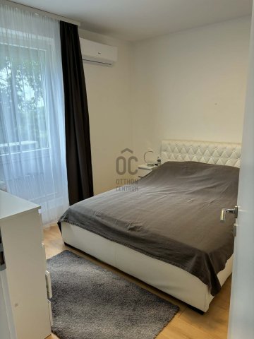 Eladó panellakás, Pécsett 43.9 M Ft, 2 szobás
