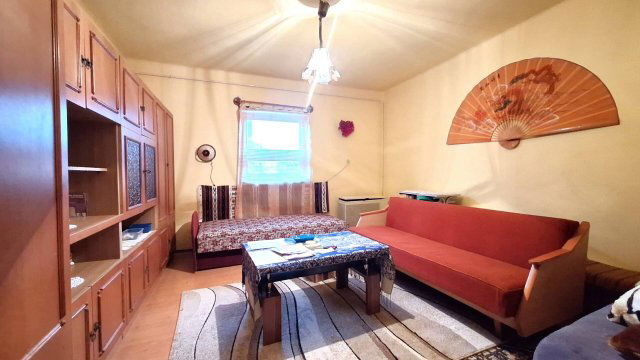 Eladó családi ház, Tarcalon 10.9 M Ft, 2 szobás