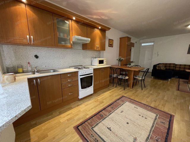 Eladó téglalakás, Hajdúszoboszlón 64.5 M Ft, 3 szobás