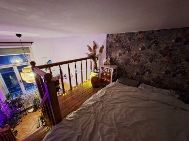 Eladó téglalakás, Budapesten, VI. kerületben 65 M Ft, 1 szobás