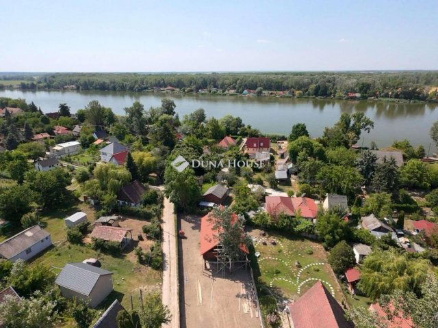 Eladó családi ház, Dömsödön 89.9 M Ft, 4 szobás