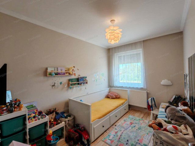 Kiadó téglalakás, albérlet, Nyíregyházán 220 E Ft / hó