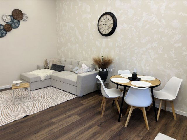 Eladó téglalakás, Budapesten, VII. kerületben, István utcában