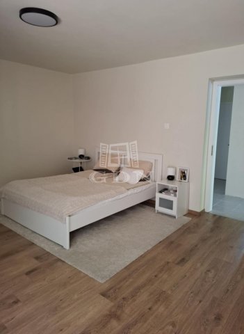 Eladó ikerház, Érden 195 M Ft, 10 szobás / költözzbe.hu