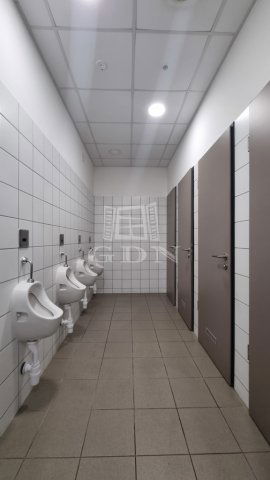 Kiadó iroda, Székesfehérvárott 33 E Ft / hó