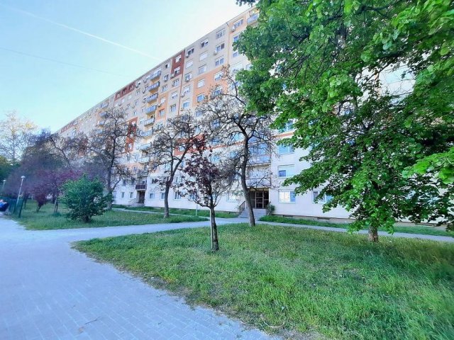 Eladó panellakás, Budapesten, XV. kerületben 69.9 M Ft