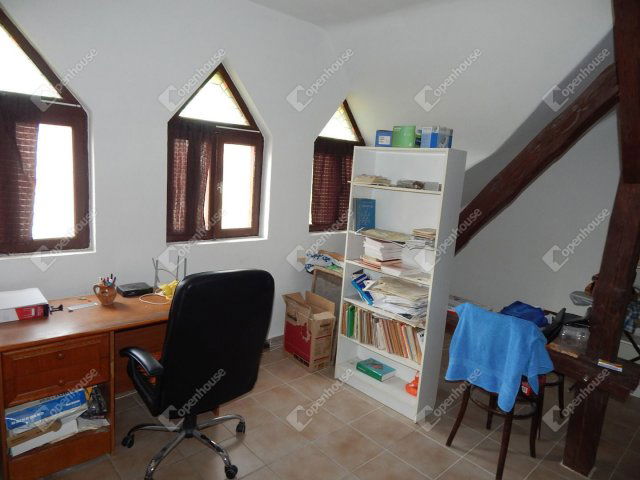 Eladó családi ház, Kaposváron 44.9 M Ft, 5 szobás