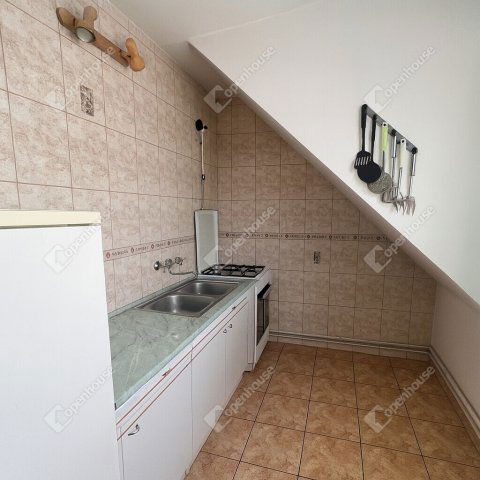 Eladó sorház, Sopronban 119.9 M Ft, 5 szobás