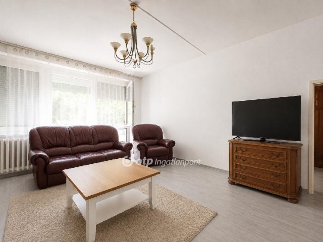 Eladó panellakás, Budapesten, X. kerületben 66.5 M Ft, 3 szobás