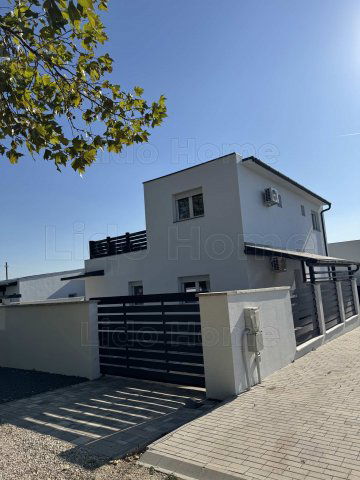 Eladó nyaraló, Siófokon 135 M Ft / költözzbe.hu