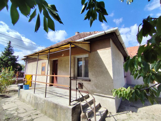 Eladó családi ház, Szigethalmon 54 M Ft, 3+1 szobás