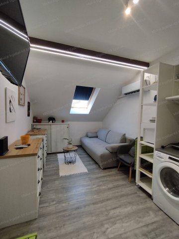 Eladó téglalakás, Szolnokon 14.5 M Ft, 1 szobás