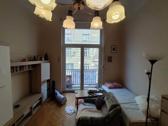 Eladó téglalakás, Budapesten, V. kerületben, Falk Miksa utcában