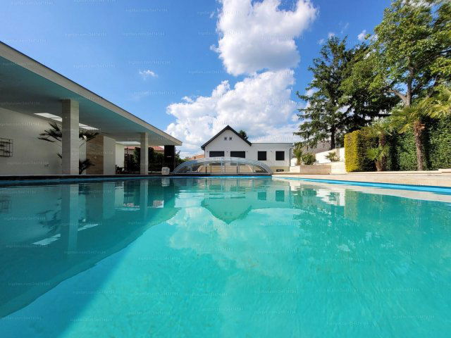 Eladó családi ház, Kónyon, Rákóczi utcában 179.9 M Ft