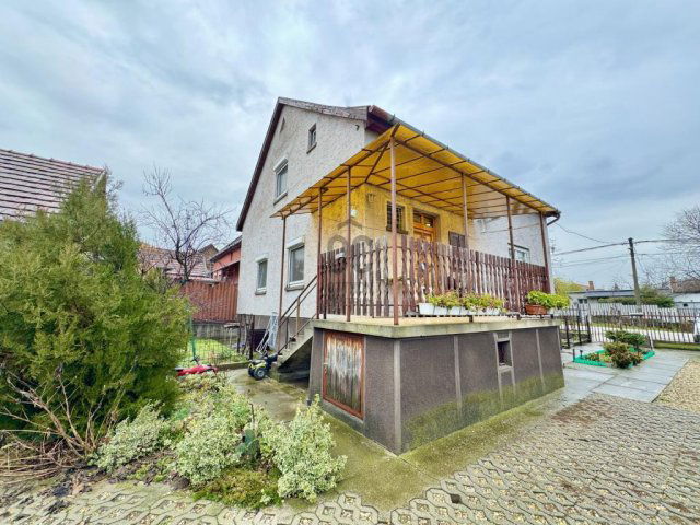 Eladó családi ház, Gyálon 124.9 M Ft, 5 szobás