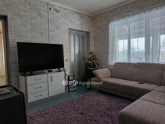 Eladó családi ház, Hajdúszováton 19.5 M Ft, 3 szobás