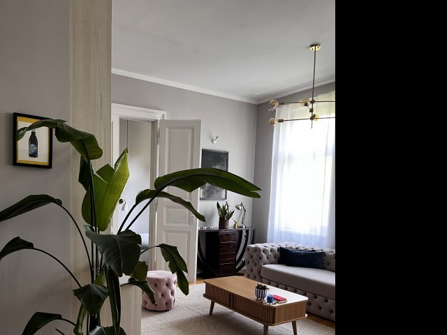 Eladó téglalakás, Budapesten, VI. kerületben, Lövölde téren