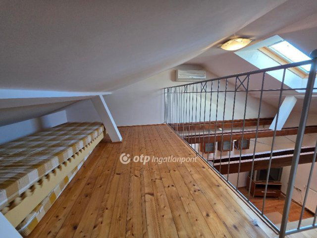 Eladó nyaraló, Balatonszárszón 114.9 M Ft, 2 szobás