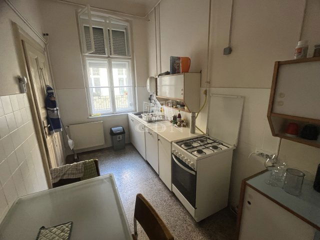 Eladó téglalakás, Budapesten, IX. kerületben 79 M Ft, 2+1 szobás