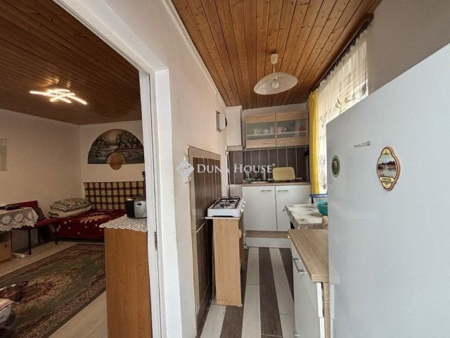 Eladó családi ház, Dunavarsányban 17 M Ft, 2 szobás