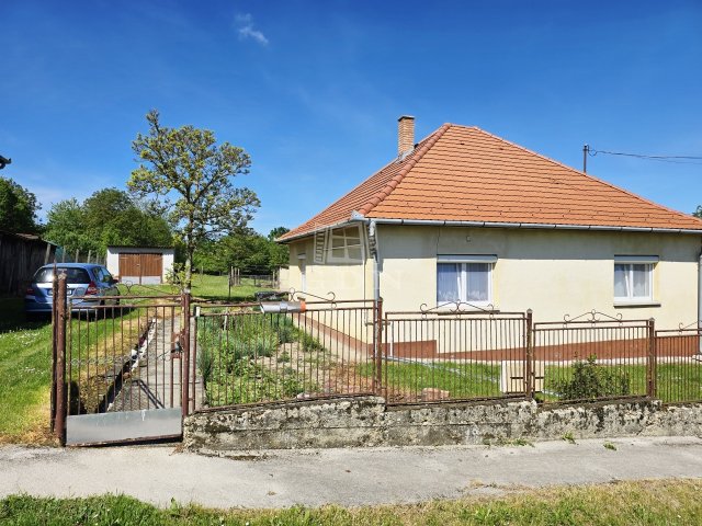 Eladó családi ház, Boncodföldén 55.5 M Ft, 3 szobás