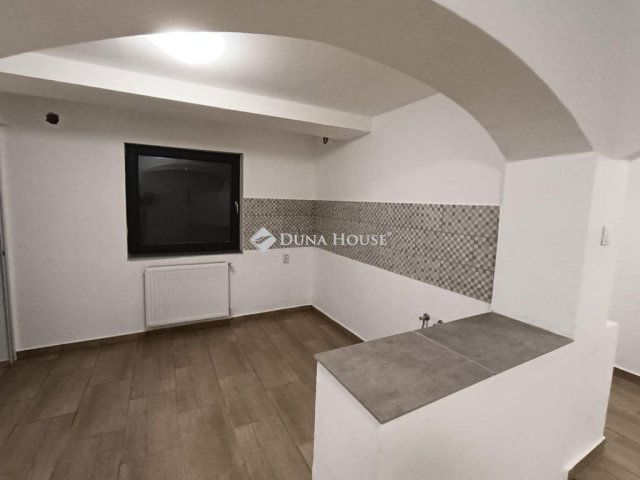 Eladó családi ház, Pilisen 34.99 M Ft, 4 szobás
