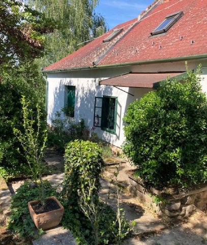 Eladó családi ház, Ábrahámhegyen 89.5 M Ft, 7+1 szobás