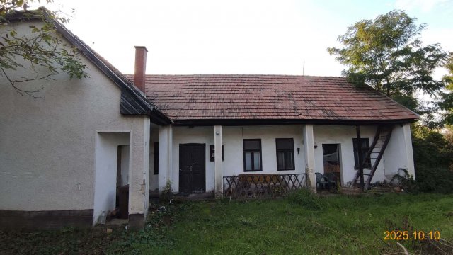 Eladó családi ház, Őrhalmon 12.85 M Ft, 1+1 szobás