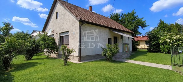Eladó családi ház, Érden 85 M Ft, 3 szobás