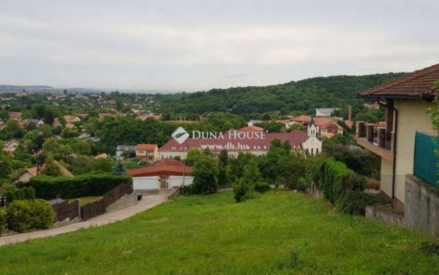 Eladó családi ház, Törökbálinton 196 M Ft, 5 szobás