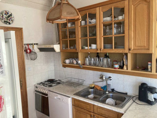 Eladó családi ház, Zamárdiban 199.9 M Ft, 7 szobás